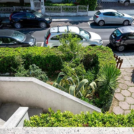 M371 - Marcelli, Delizioso Trilocale Con Terrazzo Apartamento