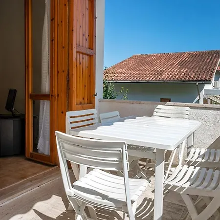 M371 - Marcelli, Delizioso Trilocale Con Terrazzo Apartamento